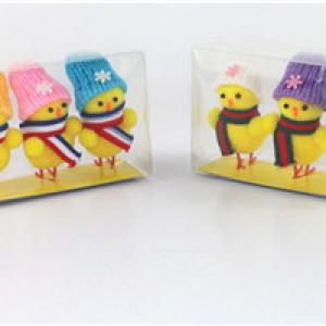 3pc chicken with the wool hat 