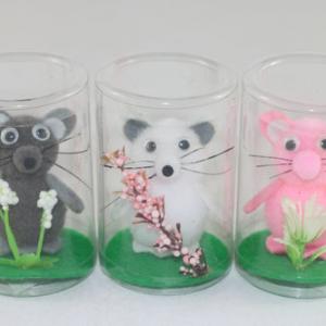 5cm Easter mouse color asst. with flower in pvc tube