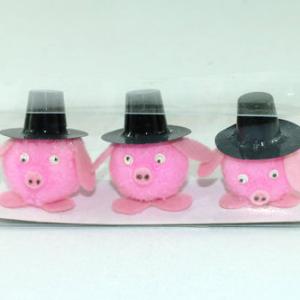 5cm pom pom pig with black hat 3pk