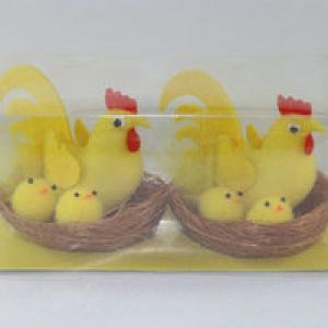 6cm chick with tail with 2 small chick in nest