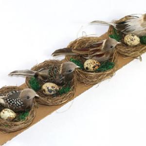 Bird with egg in nest ST92004