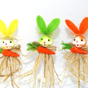 Easter bunny with bow and carrot on stick 19ES004
