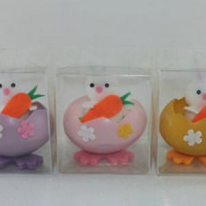 Easter buuny with carrot in egg