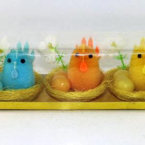 Easter chick with tail and 2 small egg color asst. in 6cm nest