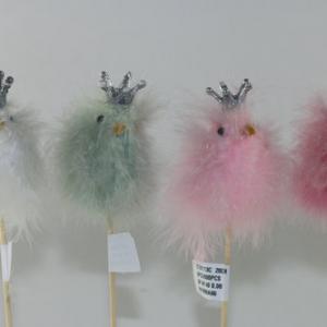 Feather chick with crown on stick ST91113
