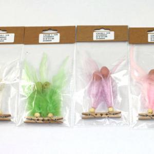 Feather with small egg and clip S/2 ST94139