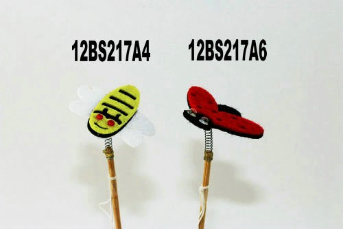 Felt bee / beetle with stick 12BS217A4/6