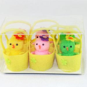 Pom pom chick with flower color asst. in 6cm basket 6pk