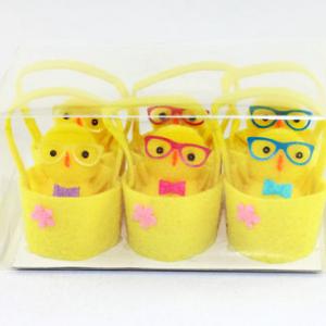 Pom pom chick with glass and bow tie in 6cm basket6pk