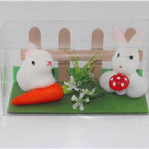 Rural 2pc bunny with mushroom and carrot